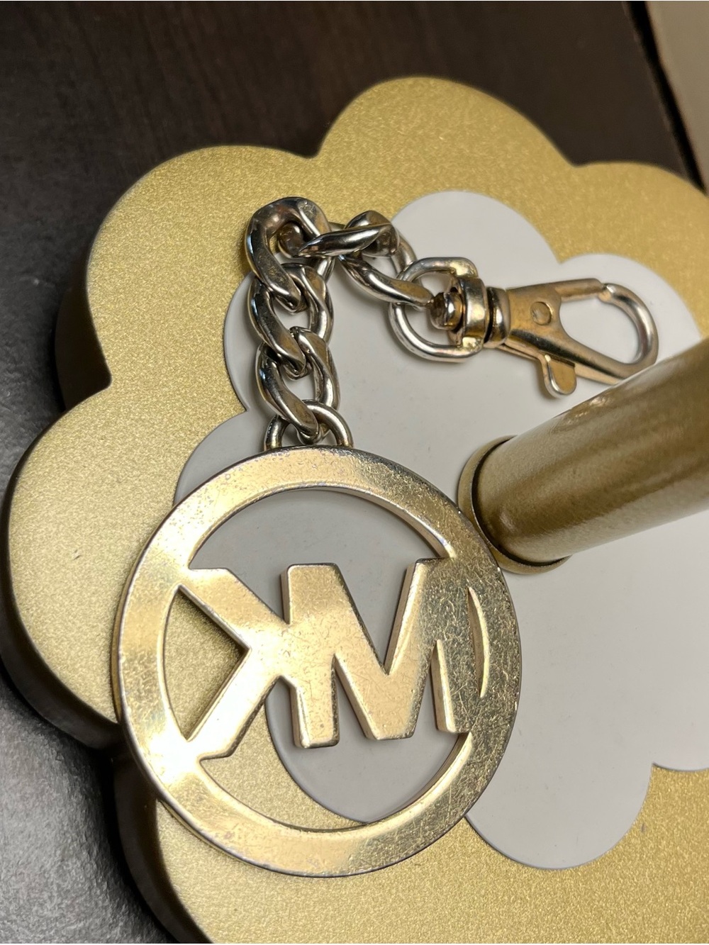 Michael Kors Gold MK Circle Logo Keychain Charm pre loved - Picture 2 of 5